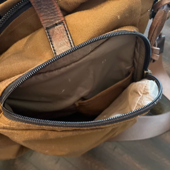 Filson Dryden laptop bag - Picture 2 of 14